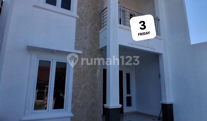 Rumah Baru Cantik Gaya Amerika di Cisaranten