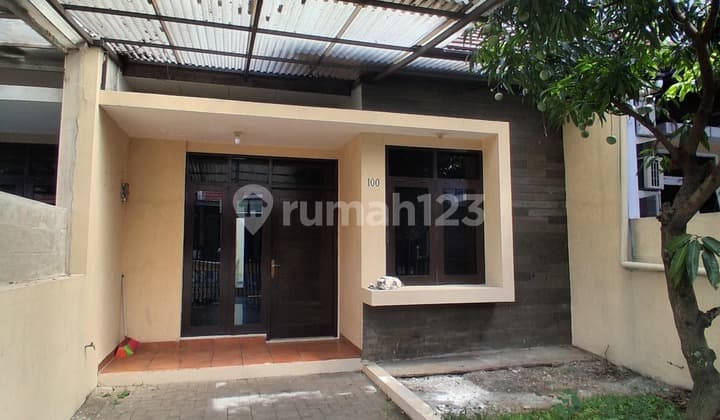 Rumah Satu Lantai Dalam Kluster di Antapani