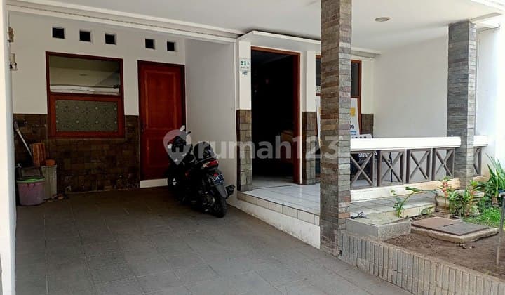 Rumah Minimalis Sayap Cikutra Dekat Cigadung Siap Huni