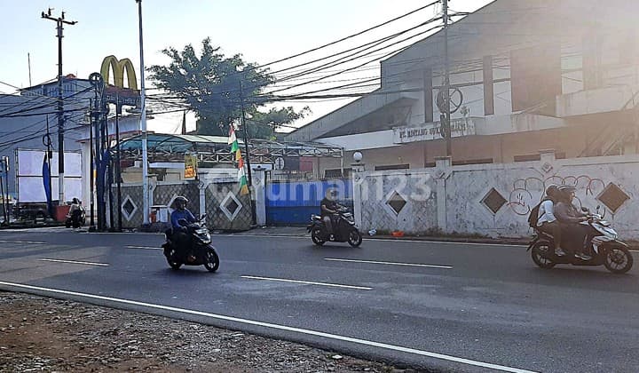 Quick Sale Building for Office and Business in Lenteng Agung Raya Area, South Jakarta