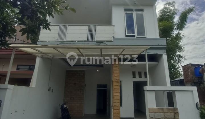 Rumah Baru 4Kt Perum Sukun Modern Dekat Superindo