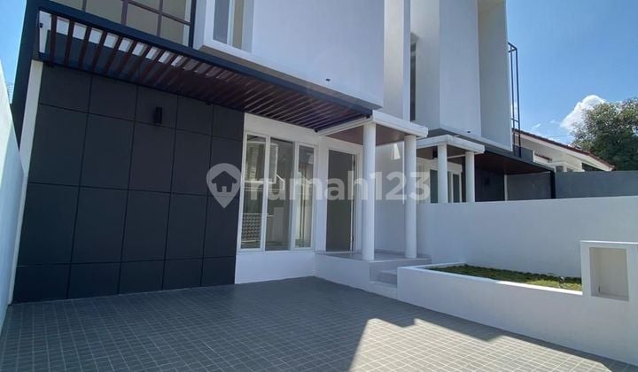 Rumah Baru 55/114 Sulfat Pandanwangi Gress Modern Carport 2 Mobil
