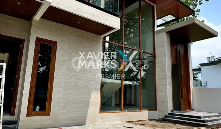 Rumah Baru 270/240 Araya Elite Mewah Siap Huni