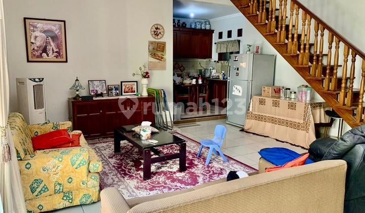 Rumah Bagus di Jl Ciniru Kebayoran Baru Tangerang Selatan