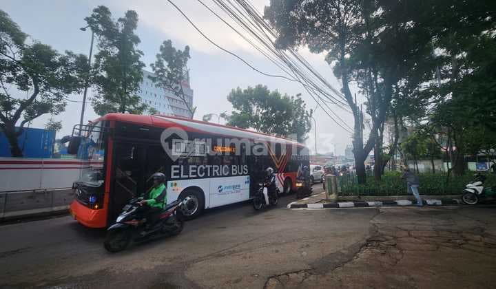 Kavling di Hoek, Pinggir jalan besar, cck invest di Simatupang, Jakarta Selatan