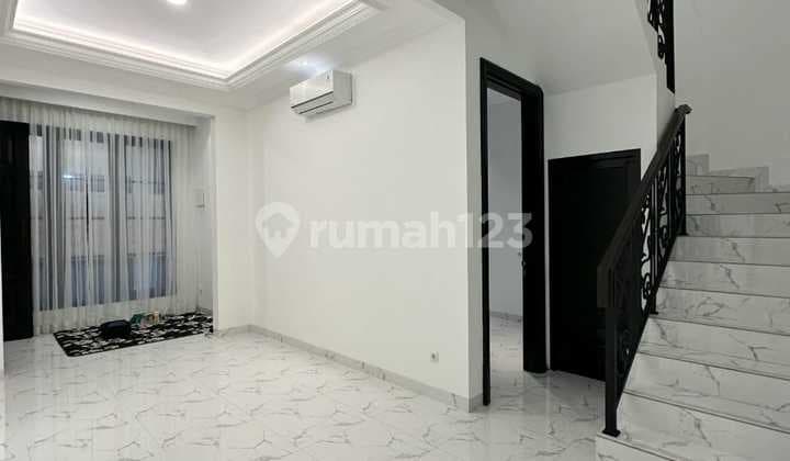 Rumah Bagus , Siap Huni, Lokasi Strategis di Bintaro Jaya