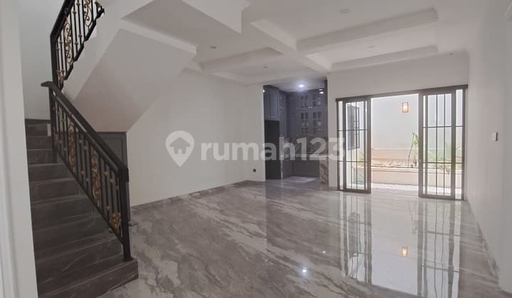 Rumah Mewah 2 Lantai, Siap Huni Lokasi Strategis di Sektor 9 Bintaro Jaya. SHM