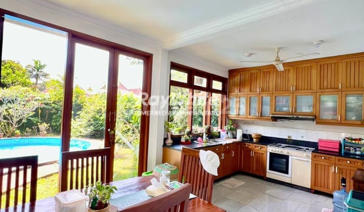 Luxury, Spacious, Safe House with Pool in South Jakarta, Flood-Free Area. Suitable for Living and Investment.