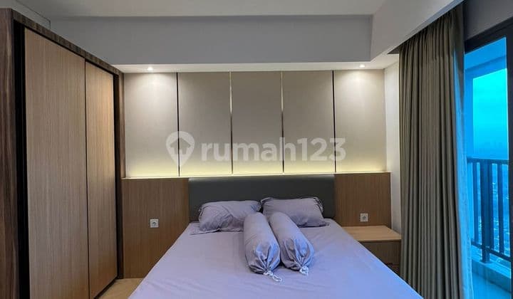 Dijual Full Furnished Apartemen Embarcadero, Tower Eastern Wing, Bintaro Sektor 9, Tangerang Selatan