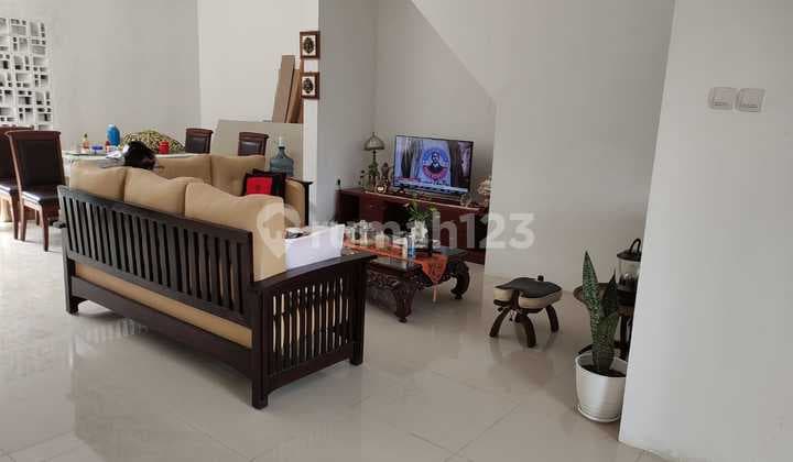 Dijual Rumah LT 180/Lb 200,Dalam Cluster di Graha Bintaro