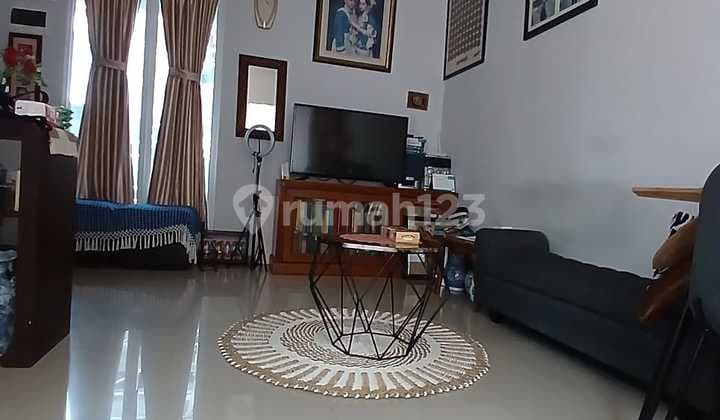 Rumah Bagus,Dalam Cluster di Bintaro Jaya.