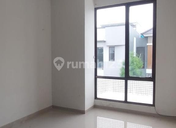 Nice house, in a cluster at Graha Raya