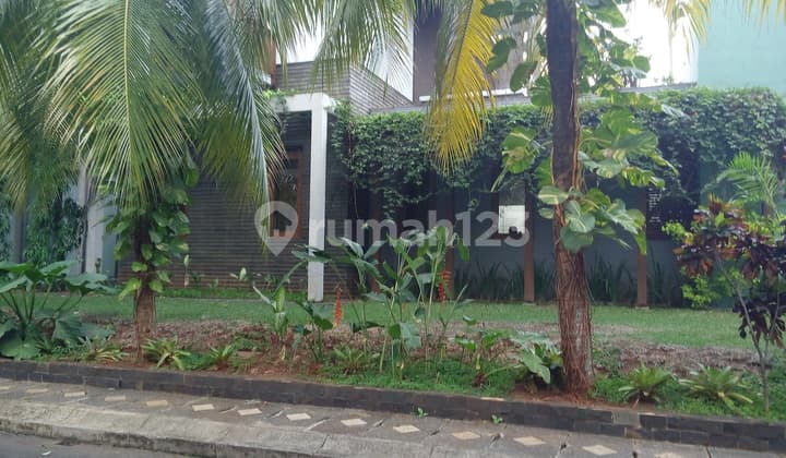 Rumah Mewah dan Elegan Dikawasan Graha Taman Bintaro Sektor 9