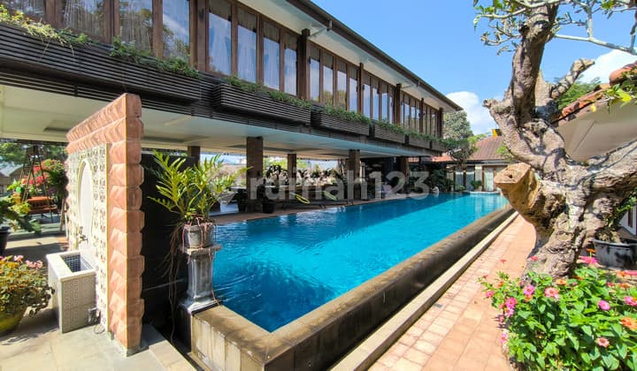 Villa Bagus Di Jl Bumi Asih Lembang Bandung