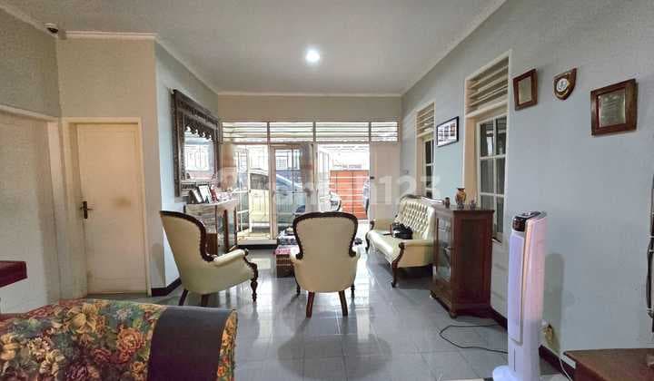 Rumah Bagus Di Jl Grinting Kebayoran Baru Jakarta Selatan