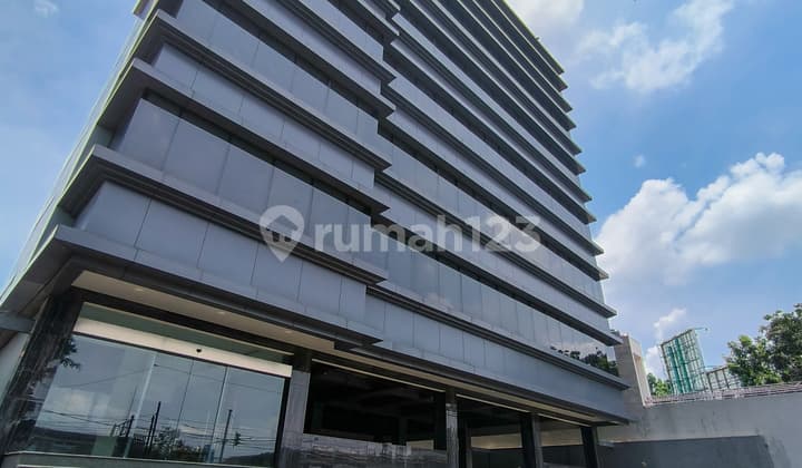 Gedung 8 Lantai di Lokasi Strategis Lebak Bulus Jakarta Selatan