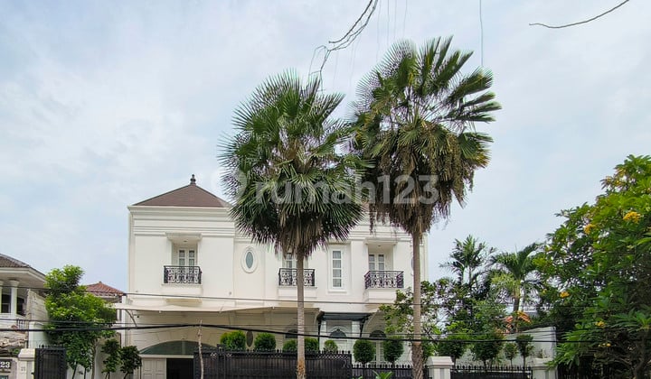 Rumah Mewah Dan Modern di Pondok Indah, Jakarta Selatan