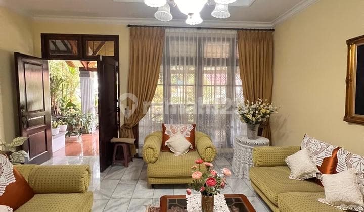 Rumah Bagus Siap Huni di Jl Yrs Pesanggrahan Bintaro Jakarta
