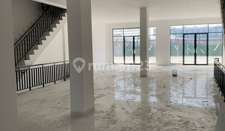 Ruko Gandeng Beachview Siap Pakai, Sudah Jebol, Belakang Simpang Empat,pik