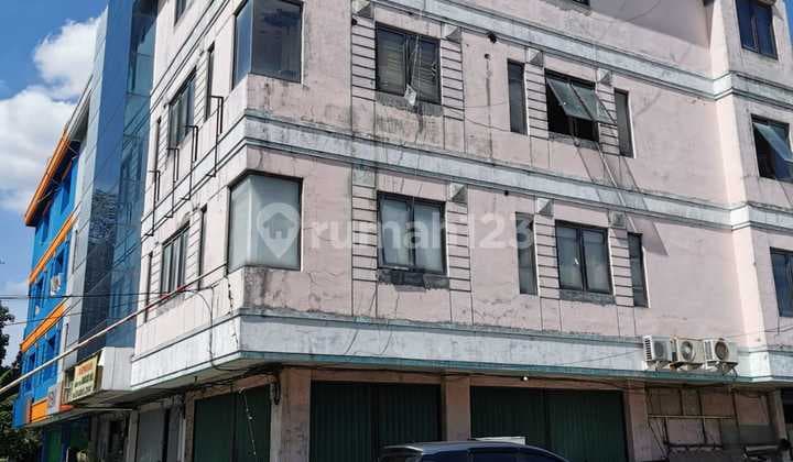 Murah, Unit Hoek Dalam Kompleks Ruko, Parkir Lega