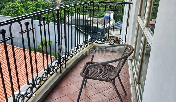 3 BEDS, LEGENDARY APARTMENT, ONE OF THE BEST IN MENTENG
