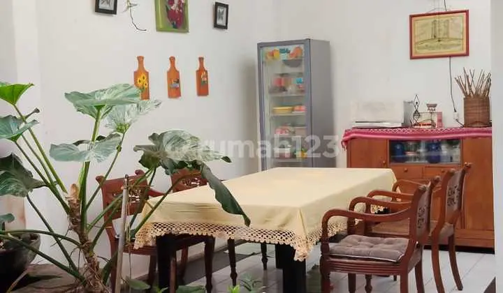Hunian Nyaman, Lingkungan Asri, Dalam Kompleks