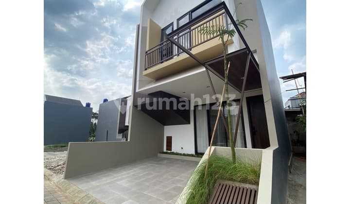 Rumah Baru Cantik di Cilangkap Jakarta Timur
