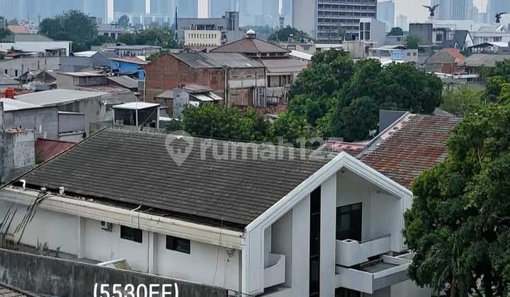 5530Ef Rumah, 2 Lantai, SHM, di Bangka Jakarta Selatan