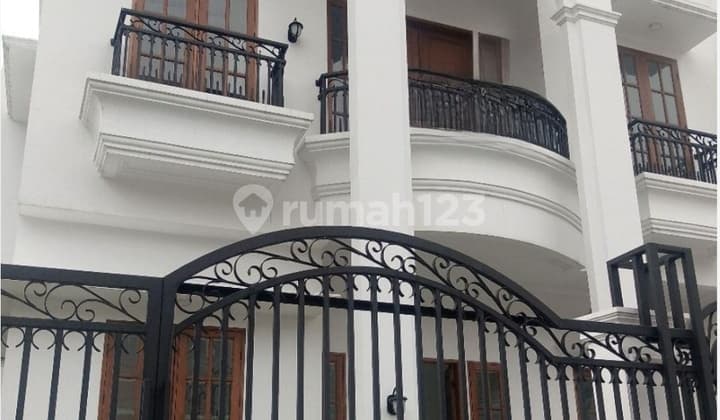 Rumah Baru 2 Lantai Ikip Duren Sawit Jak Tim