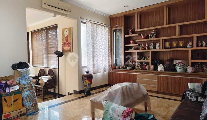 Rumah Mewah 3 Lantai Asia Tropis Harapan Indah Bekasi