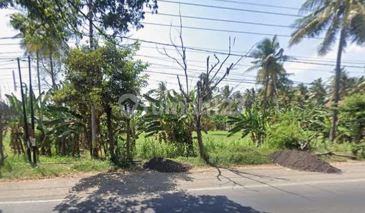 Tanah Komersial di Gatot Subroto, Banyuwangi Sederet Dengan Hotel Ketapang Indah