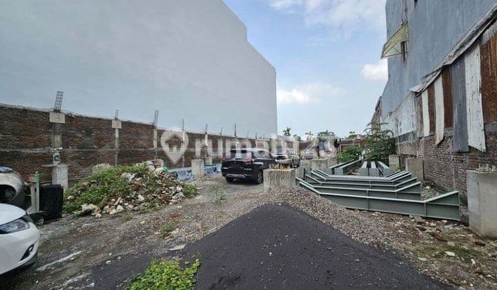 Diponegoro Street Commercial Land in City Center. Facing Twin Highways. Strategic Location, Suitable for Various Businesses.