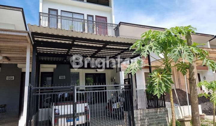 rumah bagus di di araya fekat binus universitas kota malang.