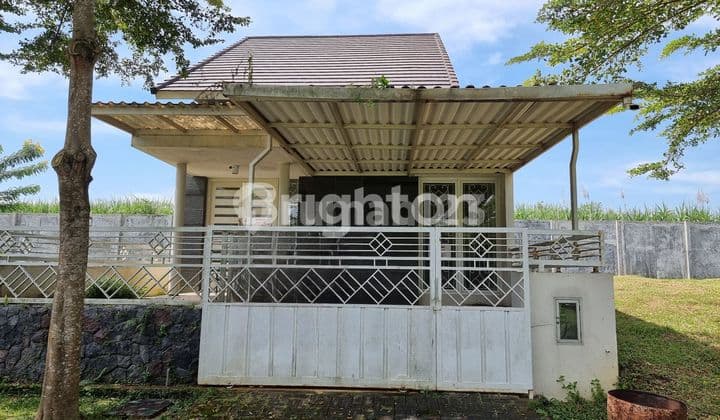 Araya house, good and safe location in Araya, Malang city.