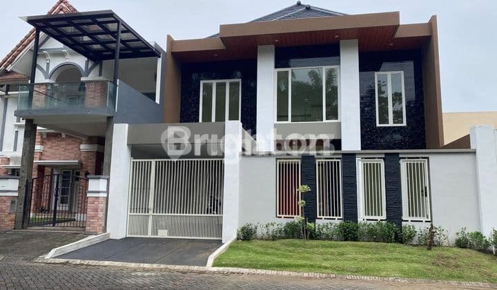 rumah mewah di cluster premium araya kota malang