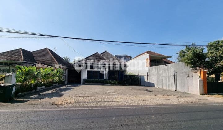 rumah daerah ijen , gunung gunung kota malang. sangat bagus