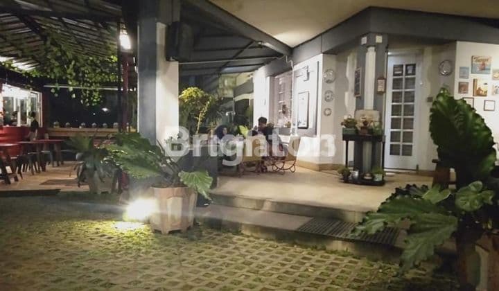 DUTCH HOUSE FOR SALE IN MALANG CITY