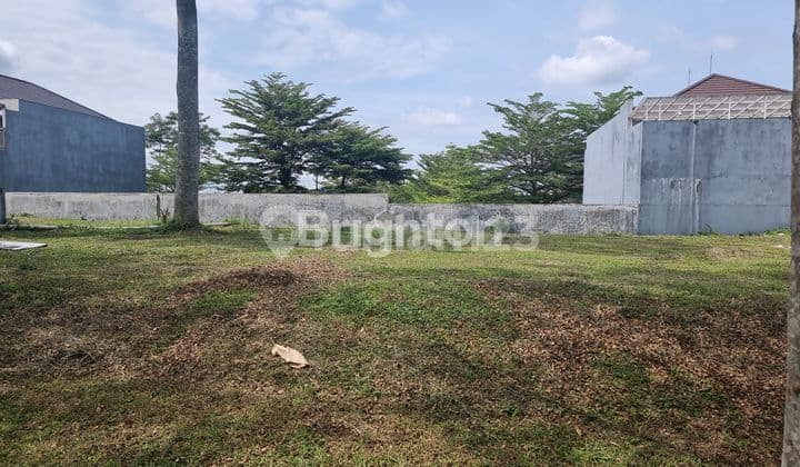 Tanah di palm valley araya kota malang