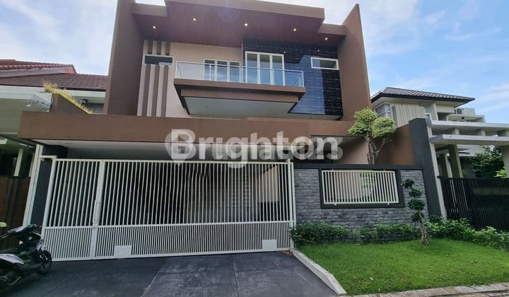 Rumah Mewah di Daerah Araya Depan Lingkungan Elit Kota Araya Malang