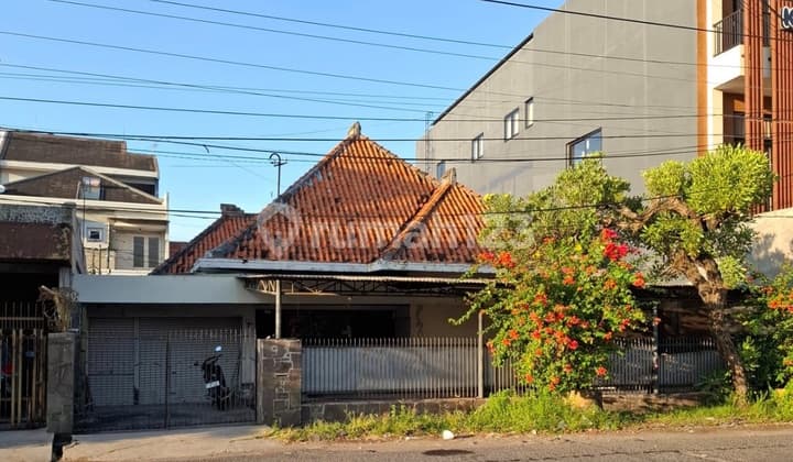 Old House Land Count Near Loyola, Central Semarang