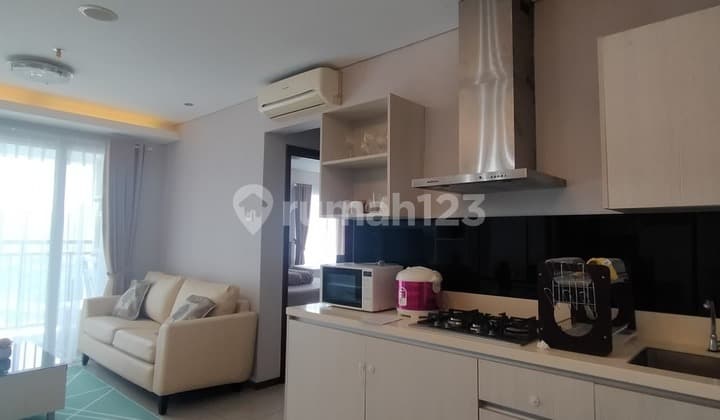 Thamrin Executive Residences Apartment 2 BR Nice Furnished
