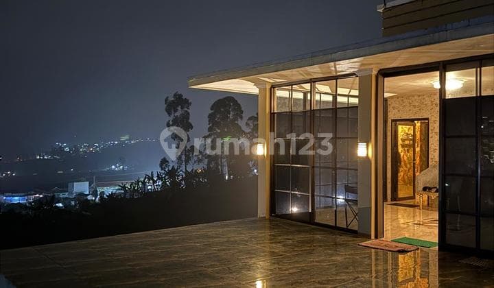 Villa Cantik 2 Lantai Desa Alam Endah Cocok Untuk Investasi