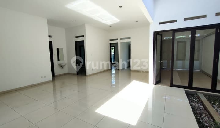 BRIGHT LIGHTING HOUSE @ BATUNUNGGAL