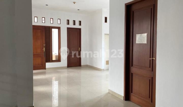 Disewa Rumah Main Road Gatsu Bandung dekat Tsm Cocok Utk Kantor