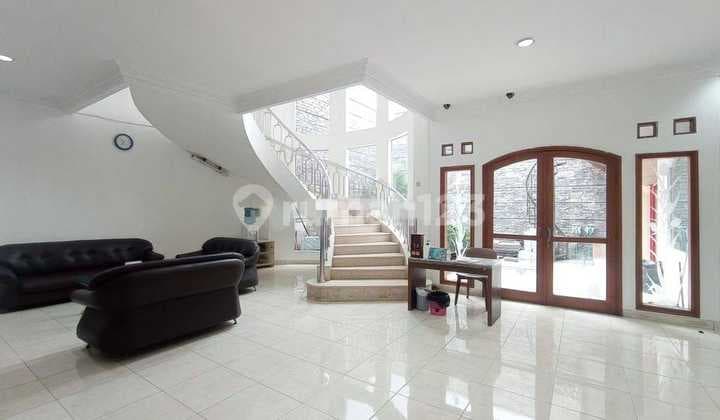 Dijual Rumah Mekar Wangi 2 Lantai Siap Huni