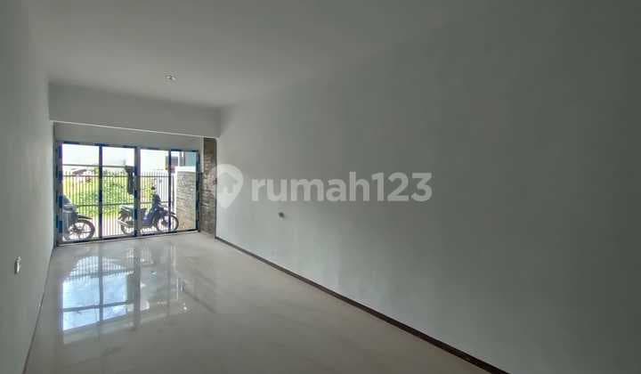 Sewa Ruko Baru Tengah Kota Strategis