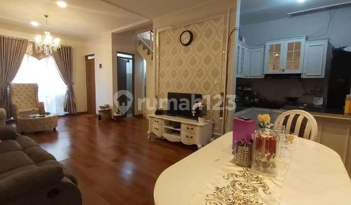 Jual Rumah Cantik Furnished di Buah Batu Square Bojongsoang Dekat Univ Telkom