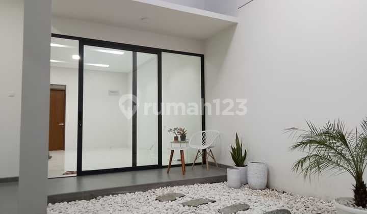 Rumah Baru Minimalis Mekar Wangi