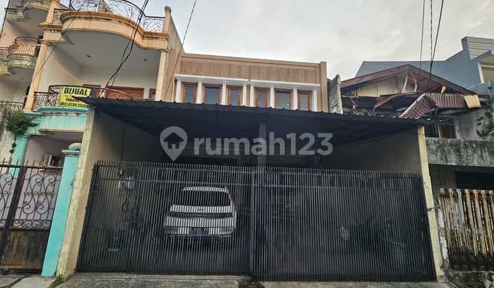 For Sale House on Jl. Bekasi Barat Iv Selling Price IDR 3.5B Negotiable (H)