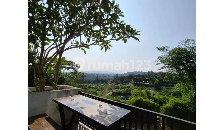For Sale: Strategic Pool House Near BNR Bogor, West Java